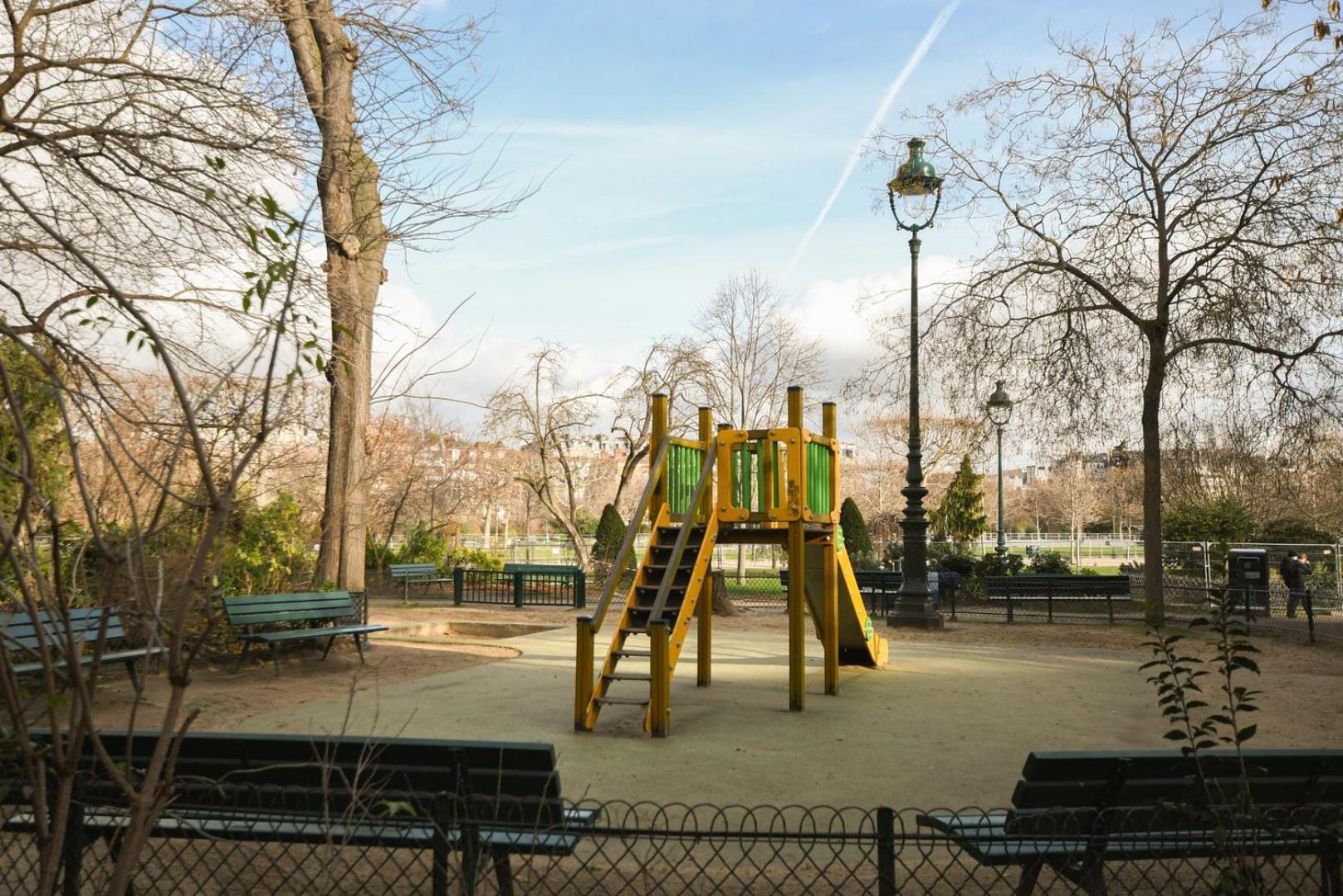 Modern Family Apartment Next To The Eiffel Tower Παρίσι Εξωτερικό φωτογραφία
